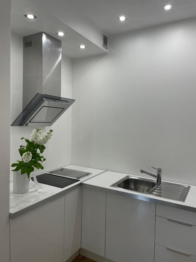 Apartament Przystan W Ustce - 120 M2 - 200 M Od Plazy Mickiewicza 2 Ustka Exterior foto
