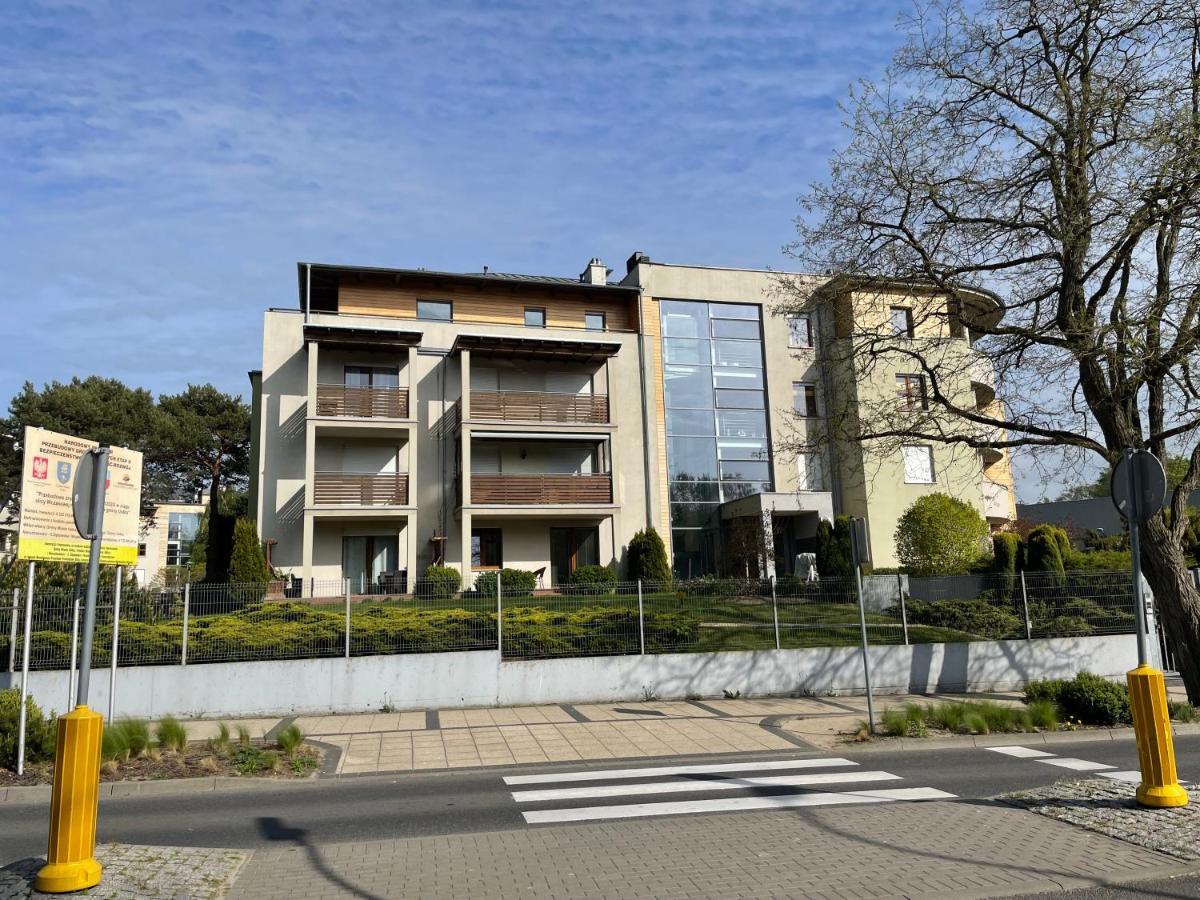 Apartament Przystan W Ustce - 120 M2 - 200 M Od Plazy Mickiewicza 2 Ustka Exterior foto